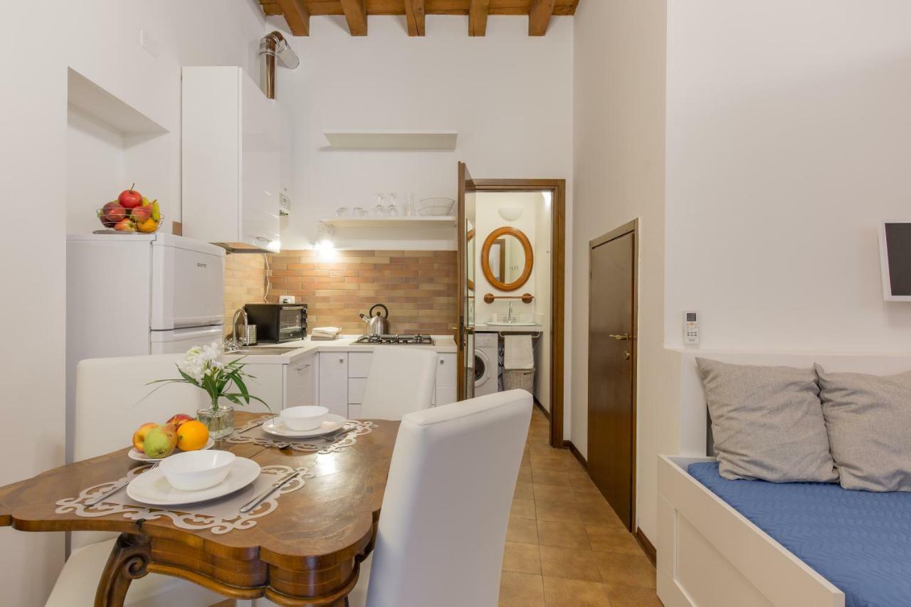 Residenza Giulietta Capuleti Apartment Verona Bagian luar foto