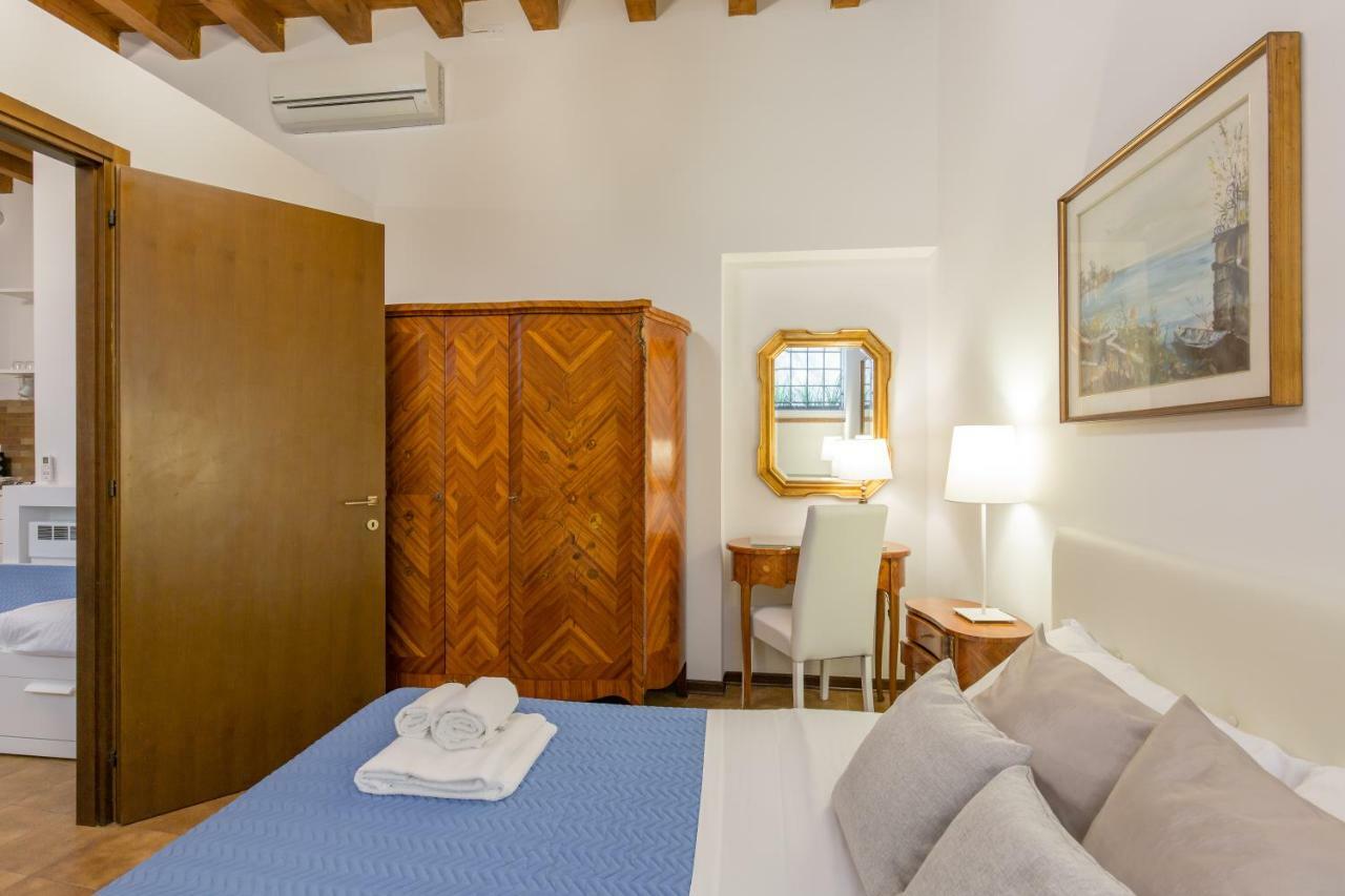 Residenza Giulietta Capuleti Apartment Verona Bagian luar foto